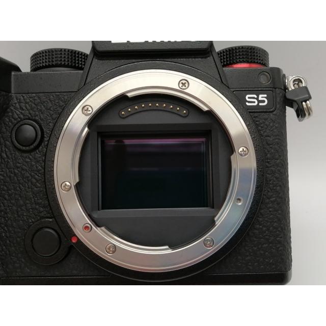 中古】Panasonic LUMIX S5 標準ズームKレンズキット DC-S5K-K ブラック