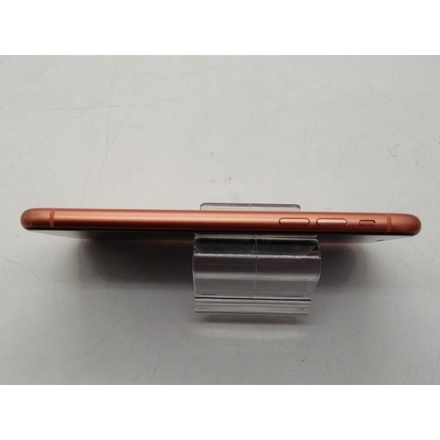 中古】Apple docomo 【SIMロック解除済み】 iPhone XR 128GB コーラル