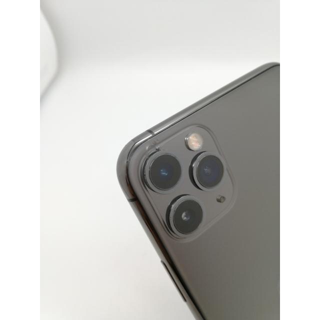 中古】Apple au 【SIMロック解除済み】 iPhone 11 Pro Max 256GB