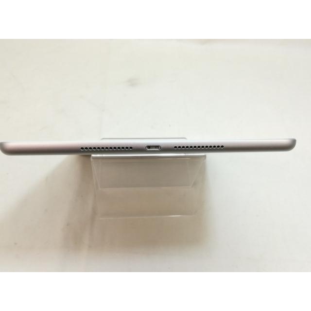 iPad第8世代 Wi-Fi 32GB シルバー ジャンク022 iPad 第8世代 32GB シルバー MYMJ2J／A 国内版SIMフリー [32GB] Apple