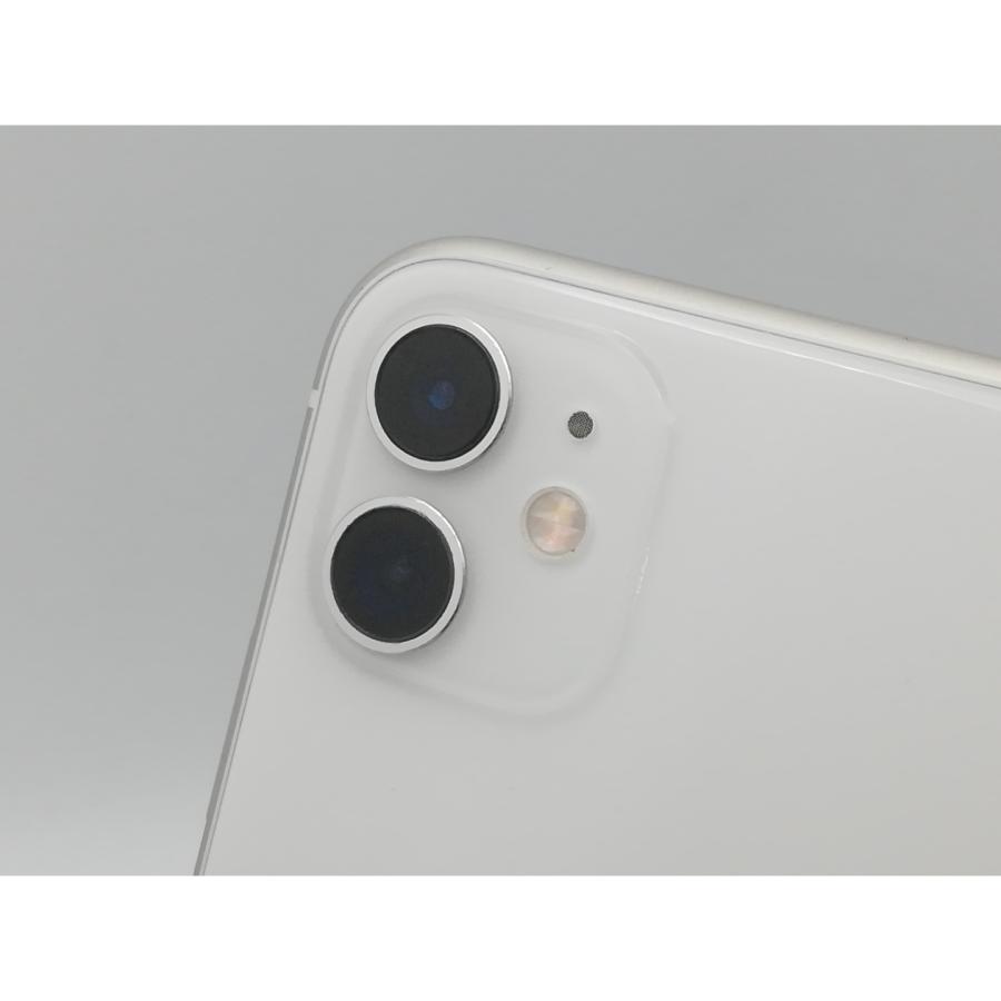 中古】Apple au 【SIMロック解除済み】 iPhone 11 64GB ホワイト 