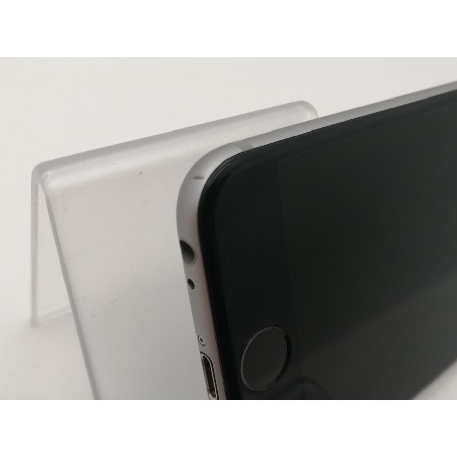 中古】Apple au iPhone 6 64GB スペースグレイ MG4F2J/A【新宿東口