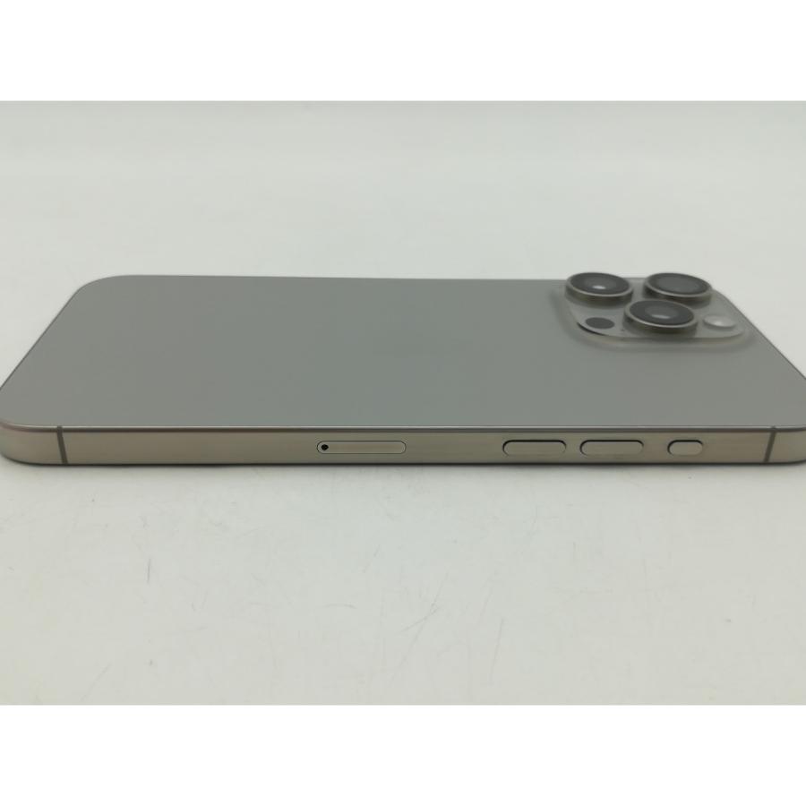 【中古】Apple SoftBank 【SIMフリー】 iPhone 15 Pro Max 512GB ナチュラルチタニウム MU6W3J/A【神戸】保証期間１ヶ月【ランクA】の画像