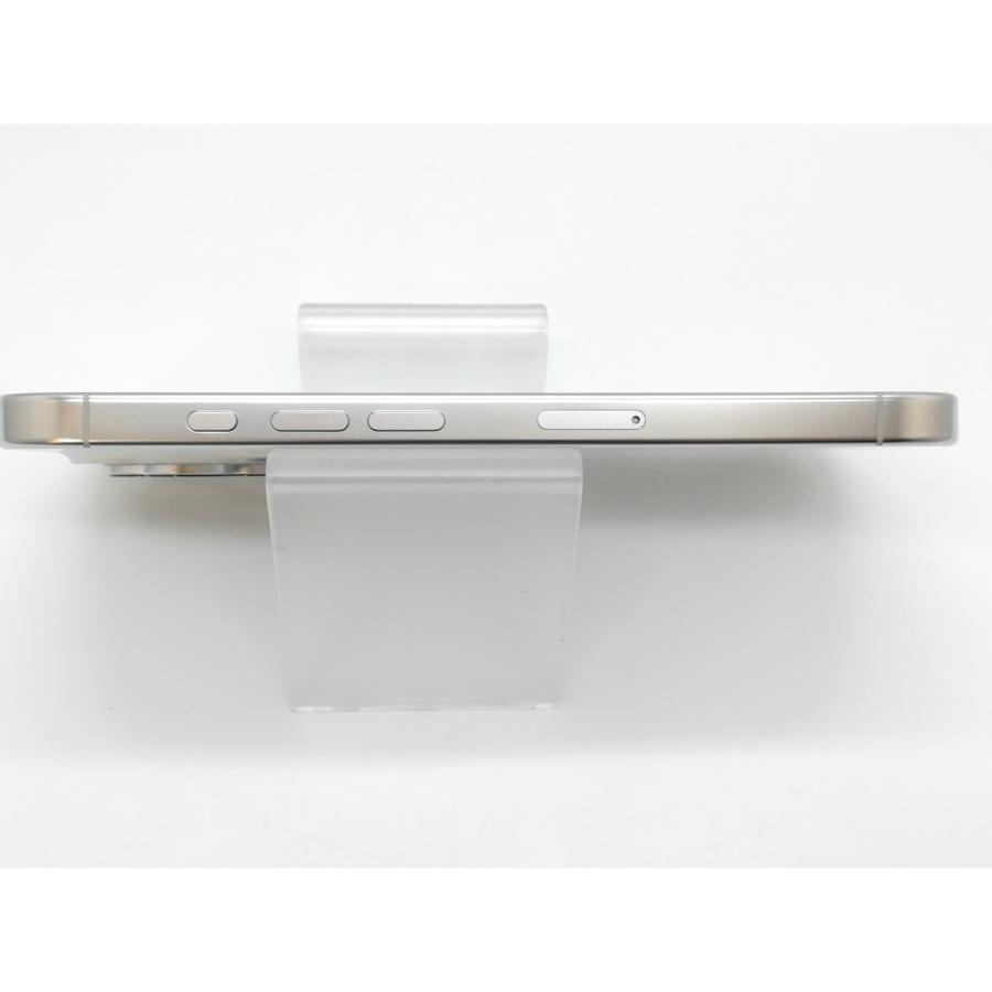 【中古】Apple SoftBank 【SIMフリー】 iPhone 16 Pro 128GB ホワイトチタニウム MYMW3J/A【京都】保証期間１ヶ月【ランクA】の画像