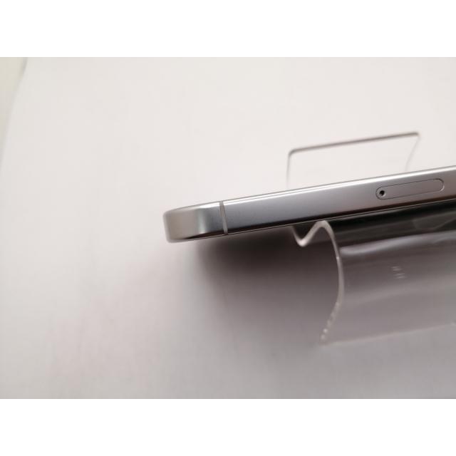 【中古】Apple SoftBank 【SIMフリー】 iPhone 16 Pro 128GB ホワイトチタニウム MYMW3J/A【三宮駅前】保証期間１ヶ月【ランクA】の画像