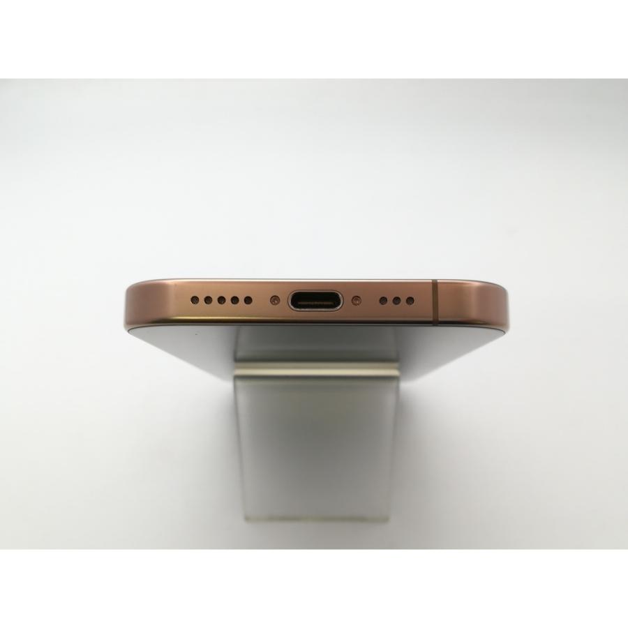 【中古】Apple SoftBank 【SIMフリー】 iPhone 16 Pro 128GB デザートチタニウム MYMX3J/A【大阪堂島】保証期間１ヶ月【ランクA】の画像