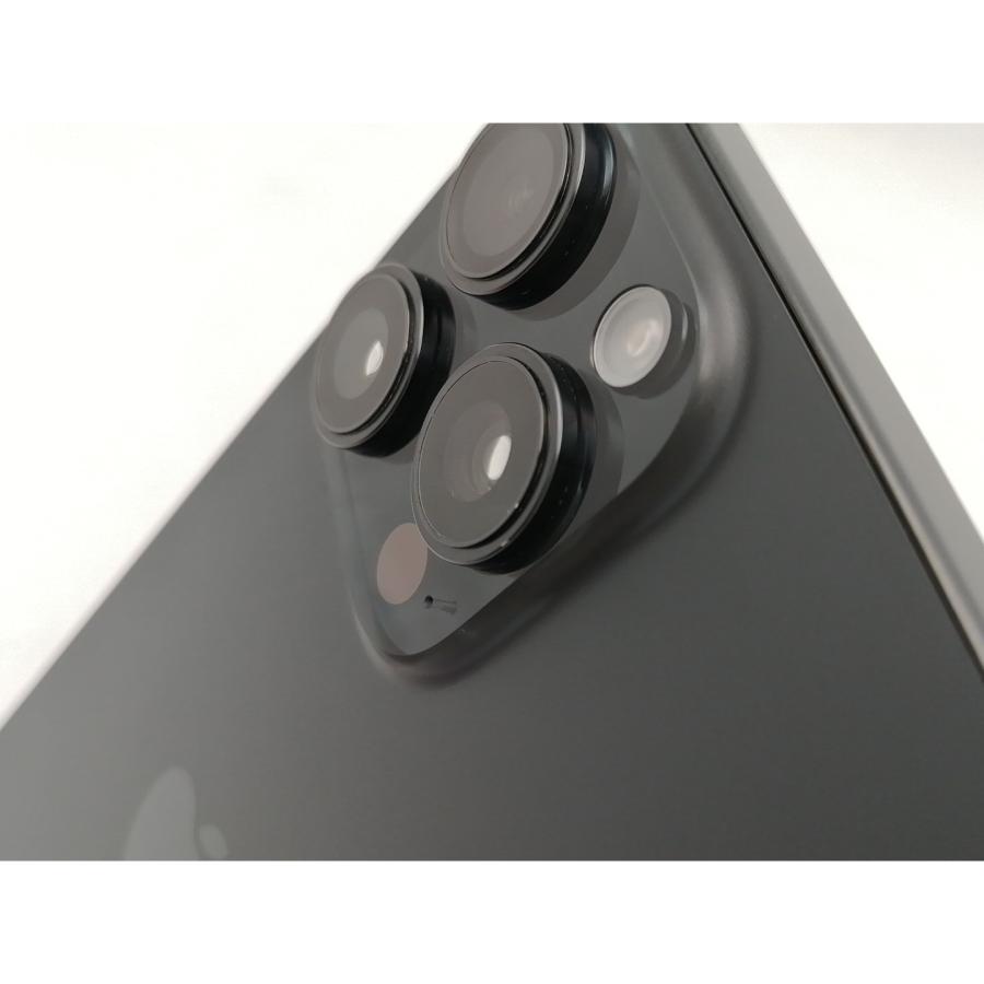 【中古】Apple SoftBank 【SIMフリー】 iPhone 16 Pro Max 512GB ブラックチタニウム MYWL3J/A【ECセンター】保証期間１ヶ月【ランクA】の画像