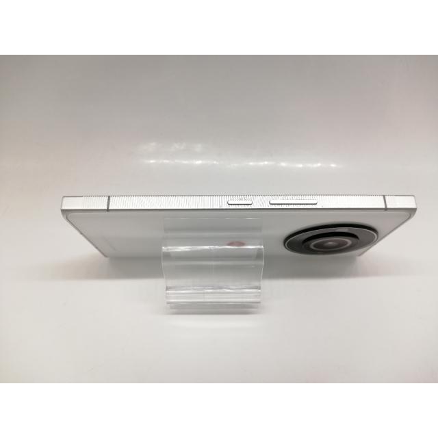【SIMフリー】LEITZ PHONE 2 LP-02 ホワイト／残債なし ゲオ公式通販サイト/ゲオオンラインストア【中古】【安心保証】 SHARP