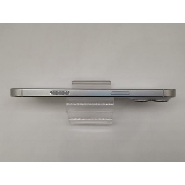 【中古】Apple SoftBank 【SIMフリー】 iPhone 16 Pro Max 256GB ホワイトチタニウム MYWH3J/A【日本橋3】保証期間１ヶ月【ランクB】の画像