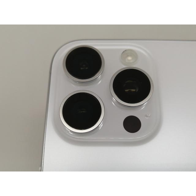 【中古】Apple SoftBank 【SIMフリー】 iPhone 16 Pro Max 256GB ホワイトチタニウム MYWH3J/A【日本橋3】保証期間１ヶ月【ランクB】の画像