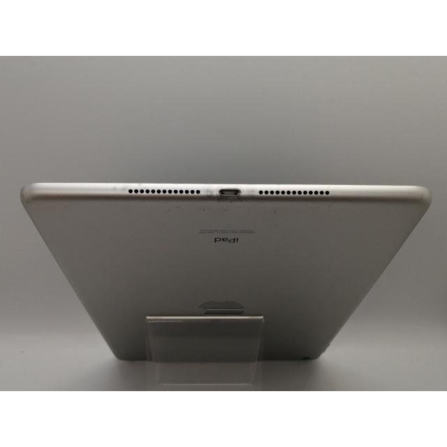 中古】Apple 【Wi-Fi】 iPad（第8世代/2020） 32GB シルバー MYLA2J/A
