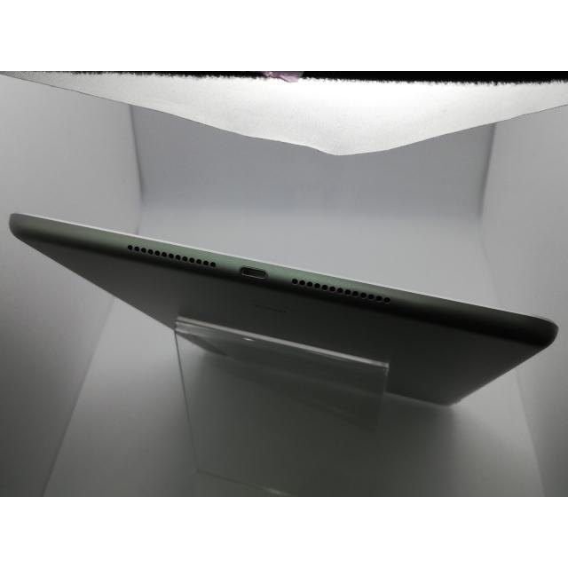 中古】Apple 【Wi-Fi】 iPad（第8世代/2020） 32GB シルバー MYLA2J/A
