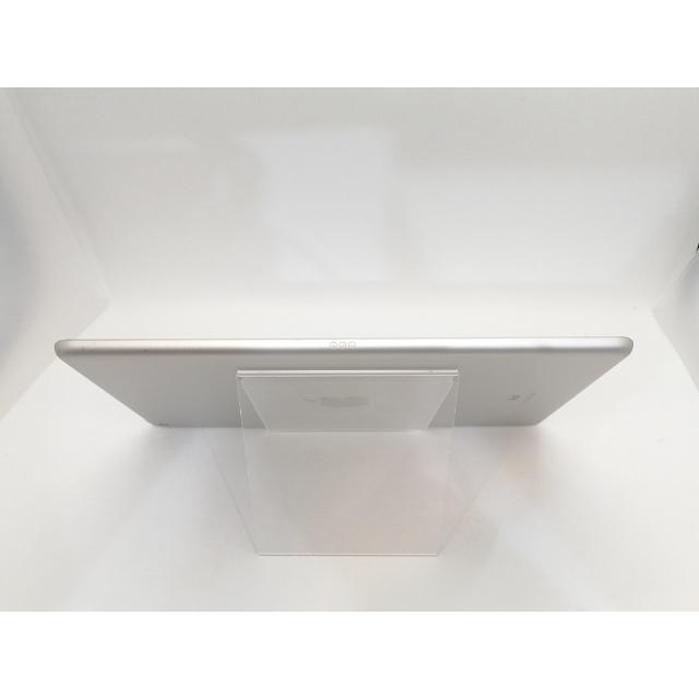 中古】Apple 【Wi-Fi】 iPad（第8世代/2020） 32GB シルバー MYLA2J/A