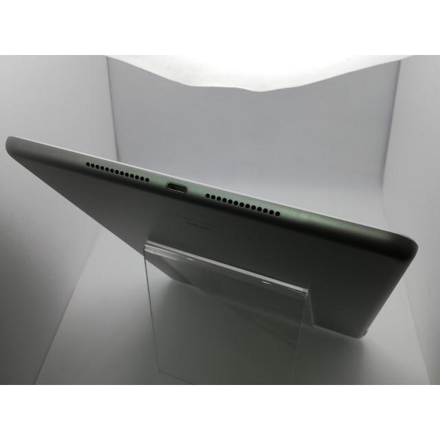 中古】Apple 【Wi-Fi】 iPad（第8世代/2020） 32GB シルバー MYLA2J/A