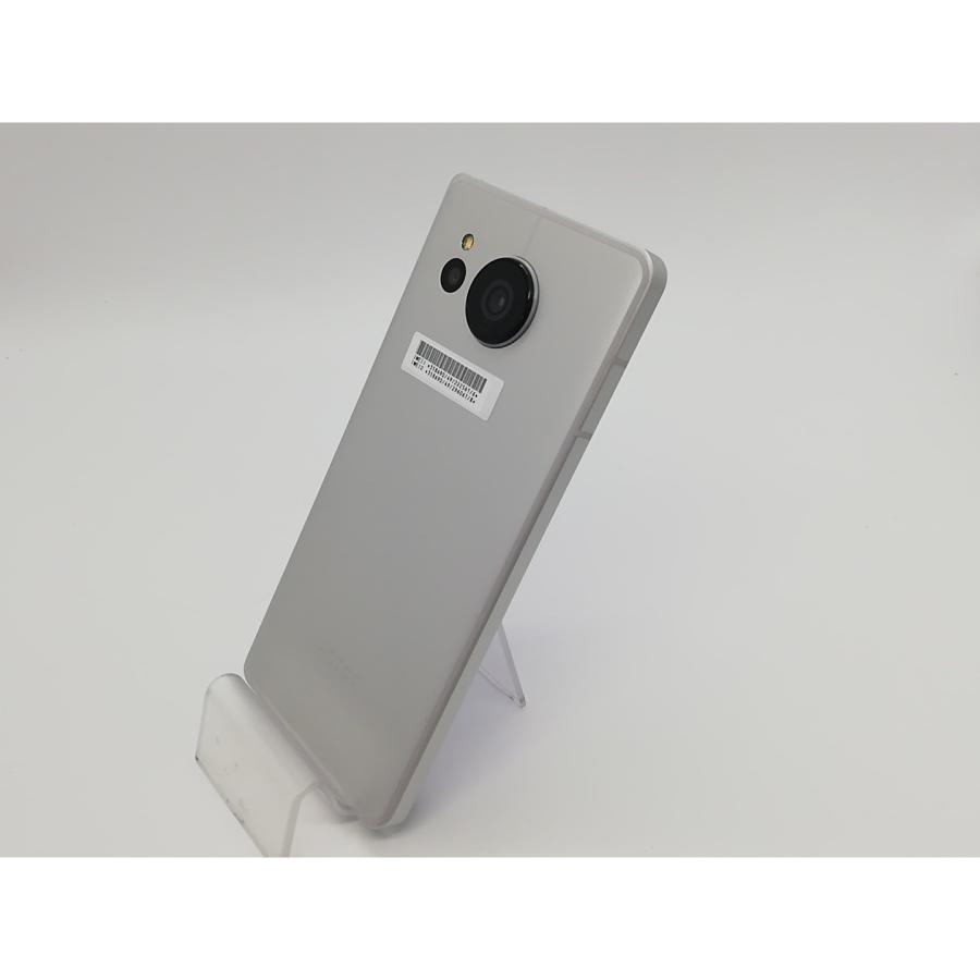 中古】SHARP SoftBank 【SIMフリー】 AQUOS sense7 plus シルバー 6GB