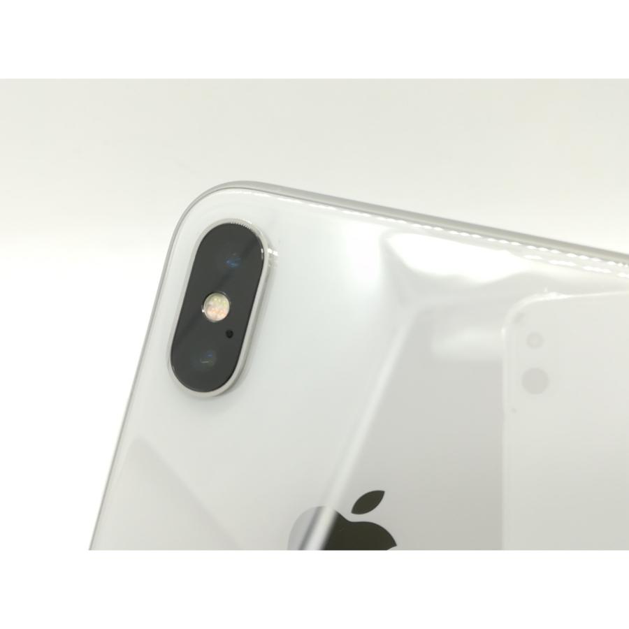 中古】Apple docomo 【SIMロック解除済み】 iPhone X 256GB シルバー