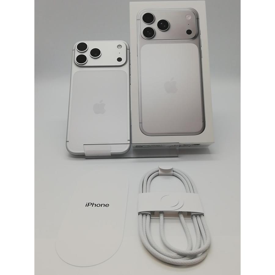 未使用】Apple 国内版 【SIMフリー】 iPhone 17 Pro Max 2TB シルバー