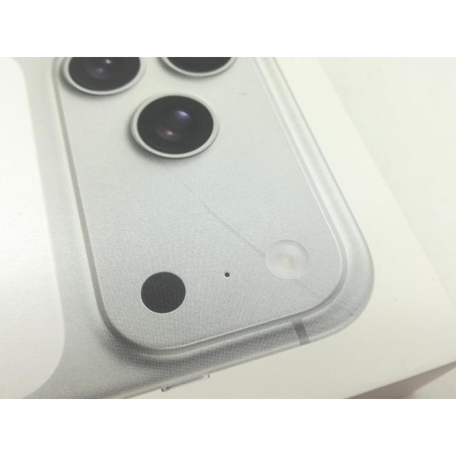 未使用】Apple 国内版 【SIMフリー】 iPhone 17 Pro Max 2TB シルバー