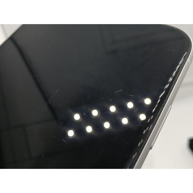 中古】Apple docomo 【SIMロック解除済み】 iPhone XR 128GB ホワイト