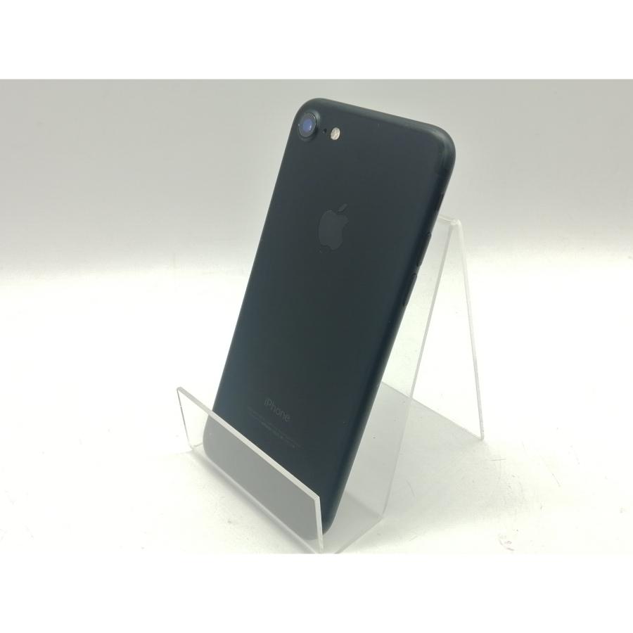 中古】Apple docomo 【SIMロック解除済み】 iPhone 7 32GB ブラック 