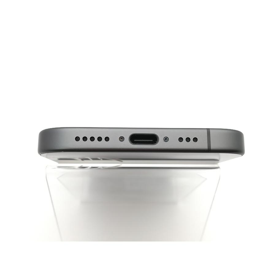 【中古】Apple au 【SIMフリー】 iPhone 17 256GB ブラック MG674J/A【熊本】保証期間１ヶ月【ランクA】の画像