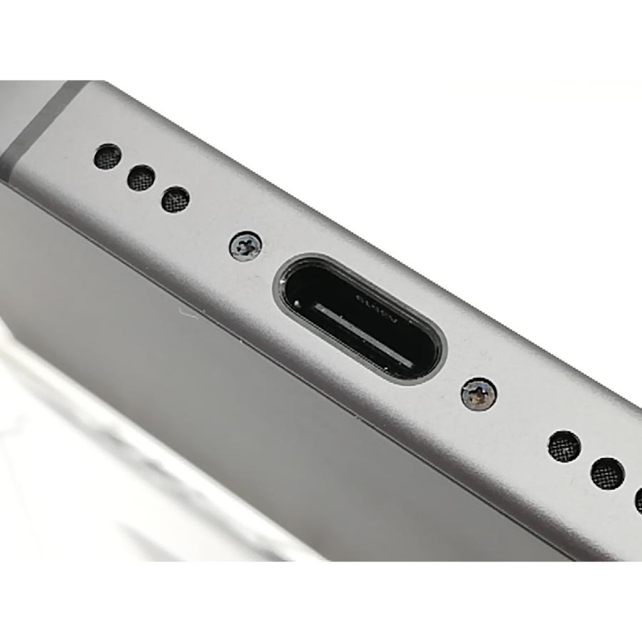 【中古】Apple au 【SIMフリー】 iPhone 17 256GB ブラック MG674J/A【熊本】保証期間１ヶ月【ランクA】の画像