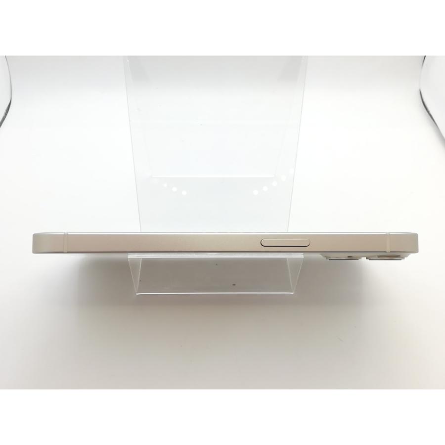【中古】Apple docomo 【SIMフリー】 iPhone 13 256GB スターライト MLNJ3J/A【熊本】保証期間１ヶ月【ランクB】の画像
