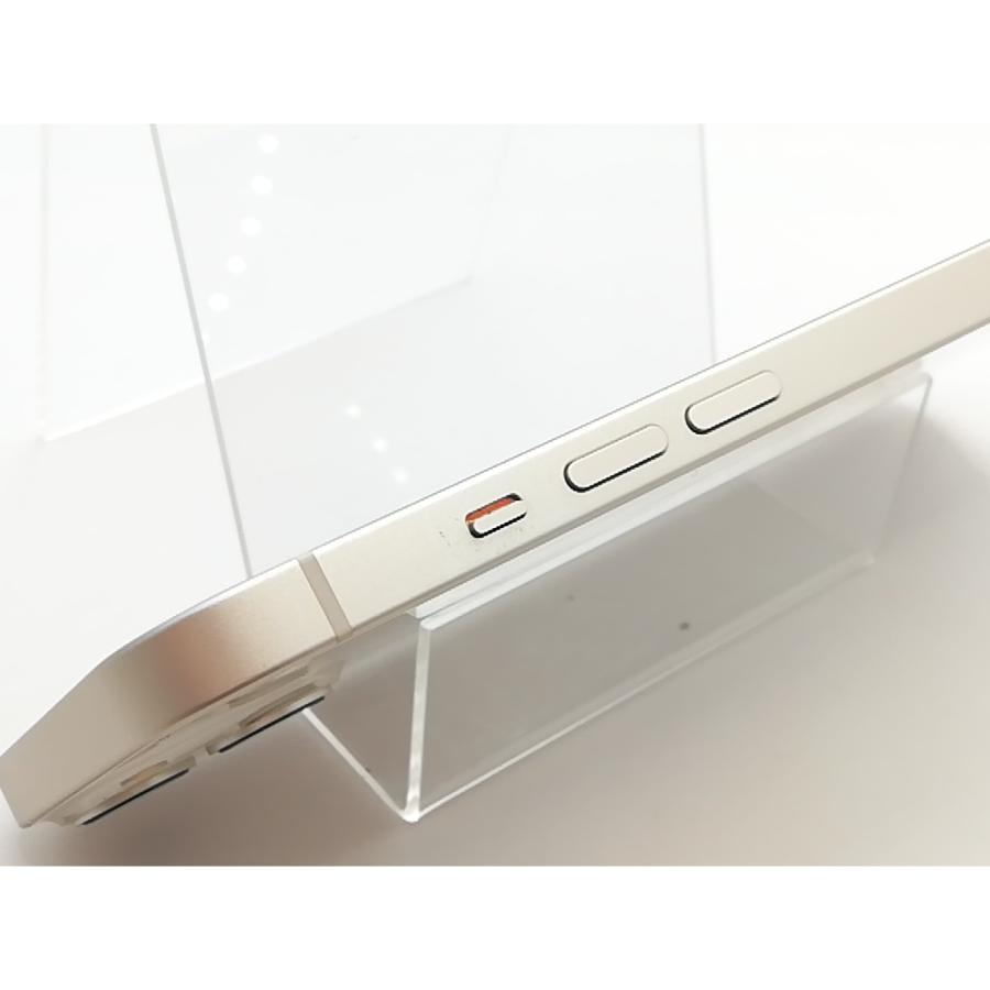 【中古】Apple docomo 【SIMフリー】 iPhone 13 256GB スターライト MLNJ3J/A【熊本】保証期間１ヶ月【ランクB】の画像