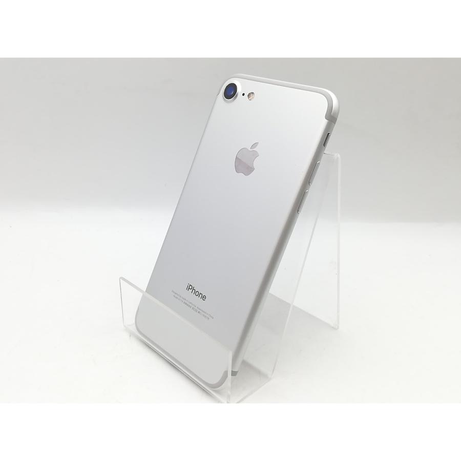 中古】Apple au 【SIMロック解除済み】 iPhone 7 32GB シルバー MNCF2J 
