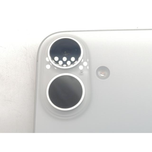 中古】Apple au 【SIMフリー】 iPhone 16 128GB ホワイト MYDR3J/A