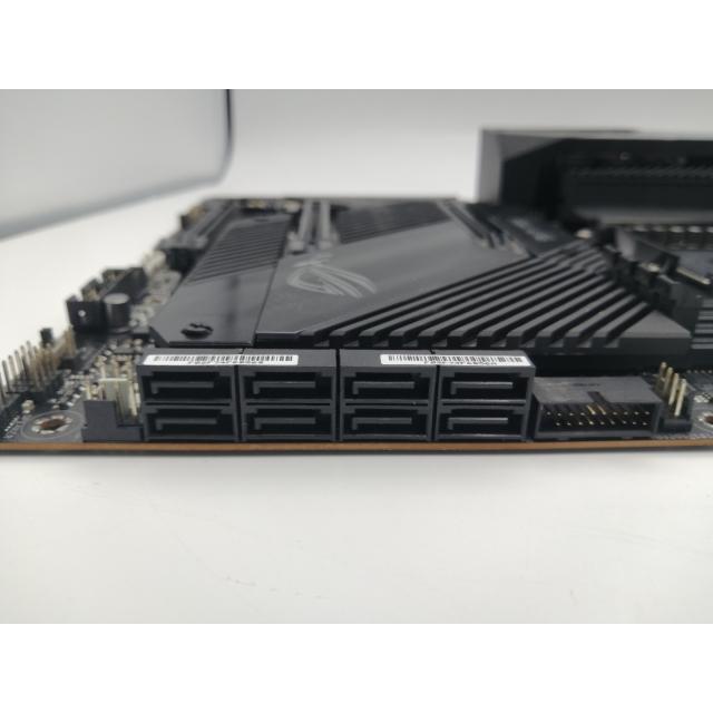 中古】ASUS ROG Crosshair VIII Dark Hero X570/AM4/2.5GbitLAN/Wi-Fi6