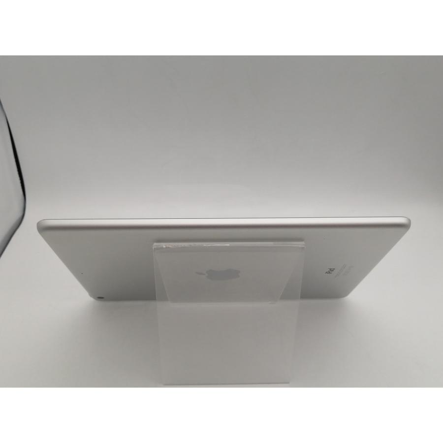 中古】Apple 【Wi-Fi】 iPad Air（2013） 32GB シルバー MD789J/B