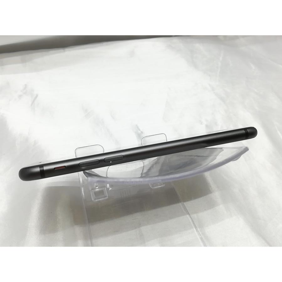 中古】Apple docomo 【SIMロック解除済み】 iPhone 8 256GB スペース