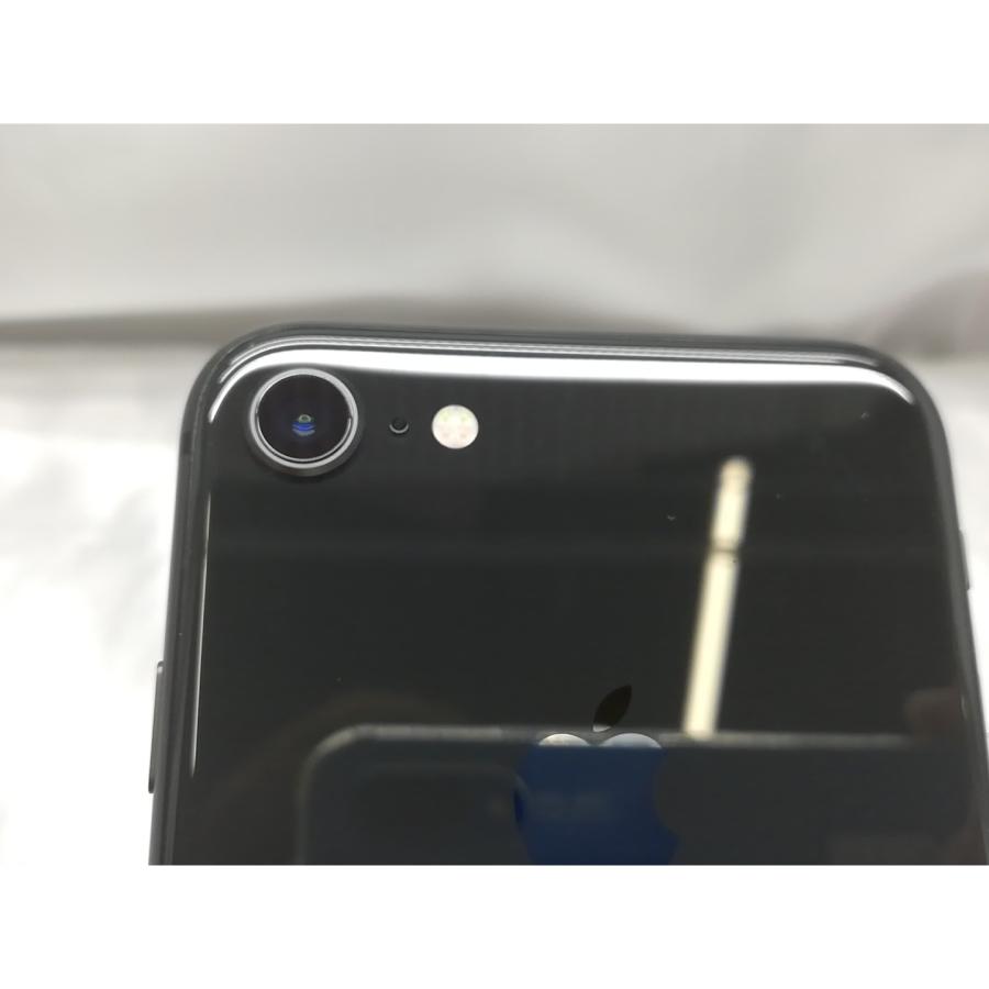 中古】Apple docomo 【SIMロック解除済み】 iPhone 8 256GB スペース