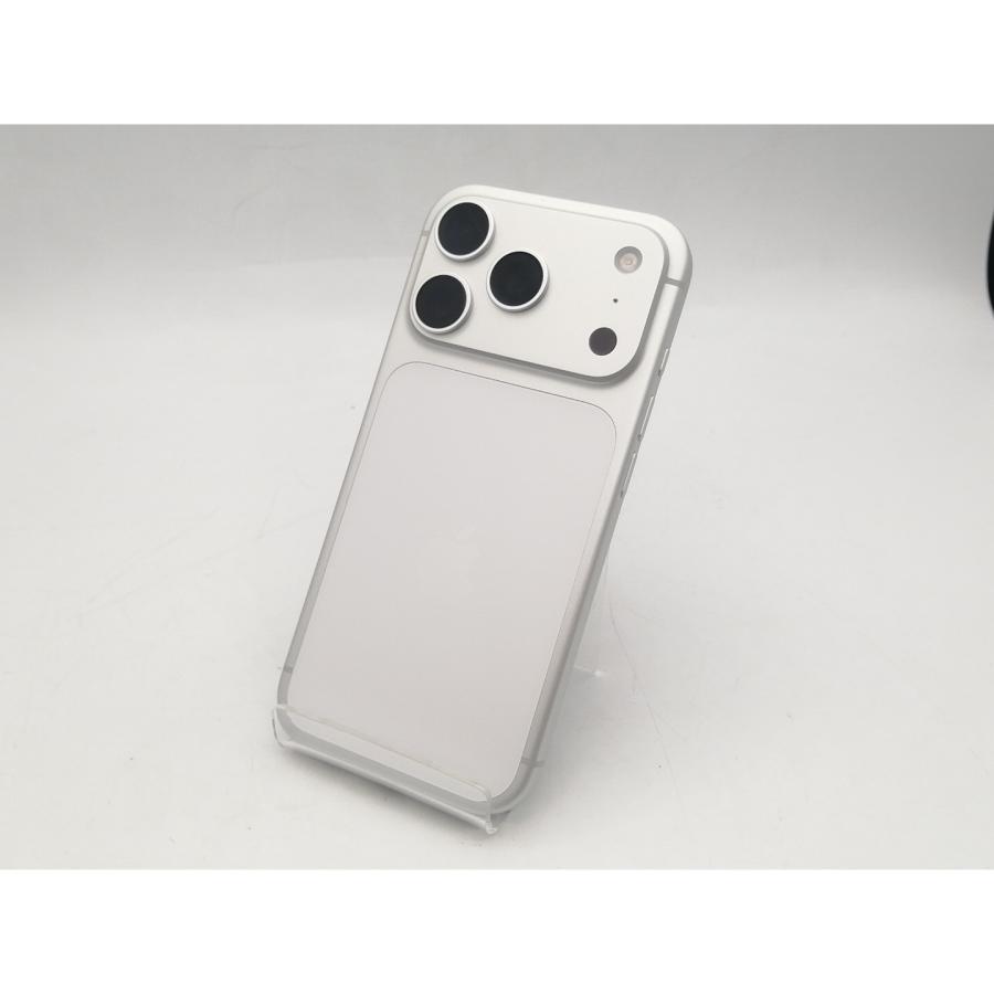 中古】Apple 国内版 【SIMフリー】 iPhone 17 Pro 256GB シルバー