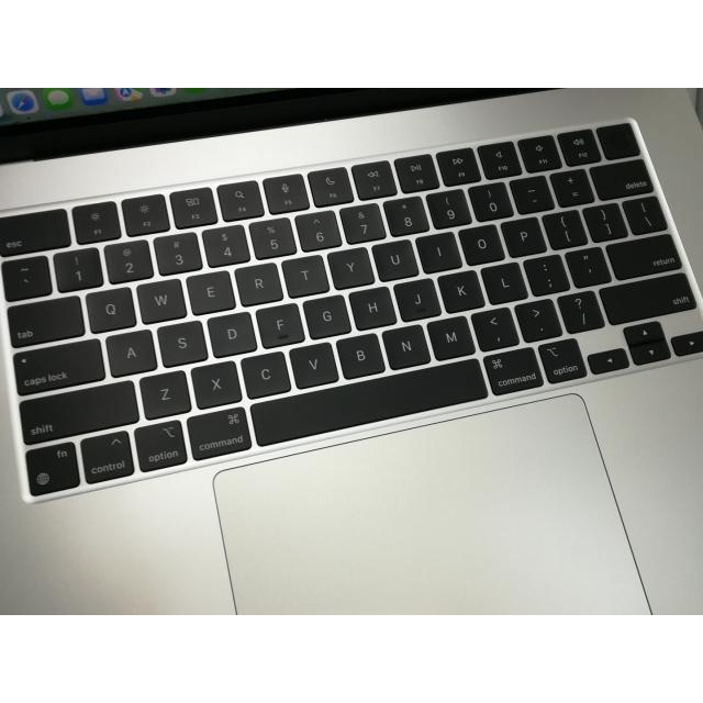 中古】Apple MacBook Air 15インチ CTO (M3,2024) シルバー M3(CPU:8C