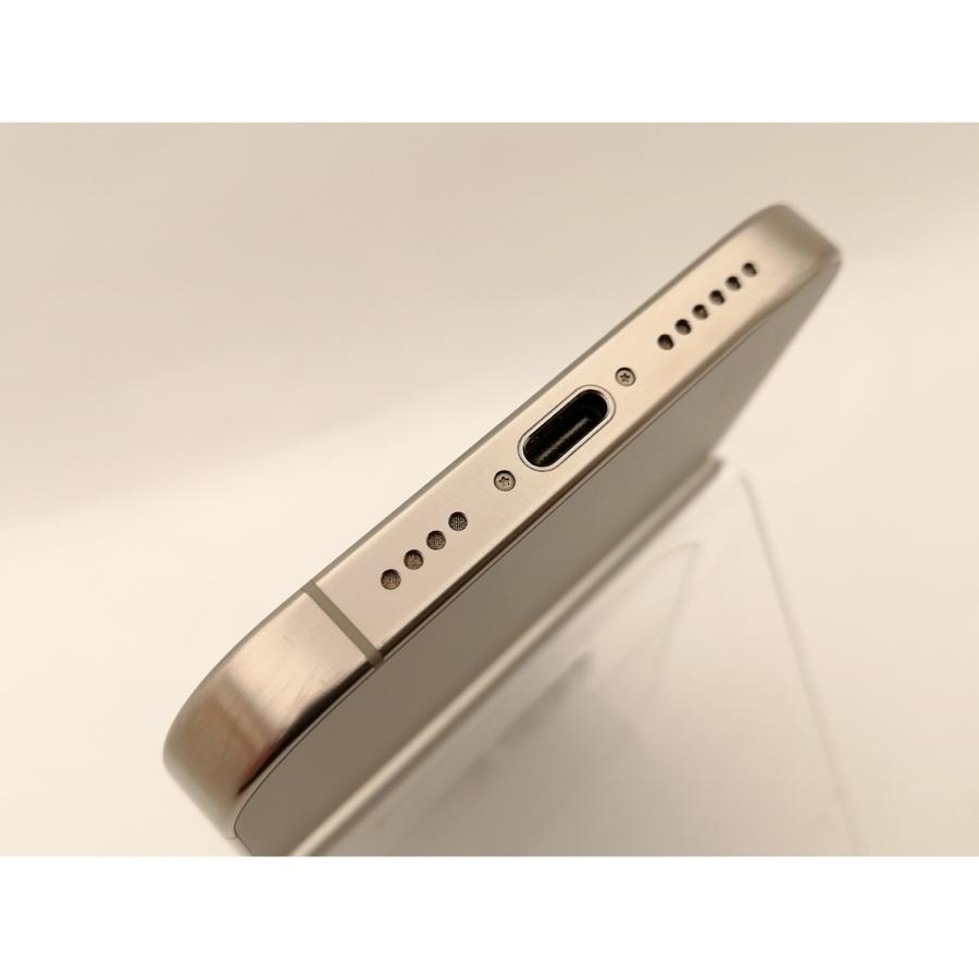 【中古】Apple 国内版 【SIMフリー】 iPhone 16 Pro Max 512GB ナチュラルチタニウム MYWP3J/A【神保町】保証期間１ヶ月【ランクB】の画像