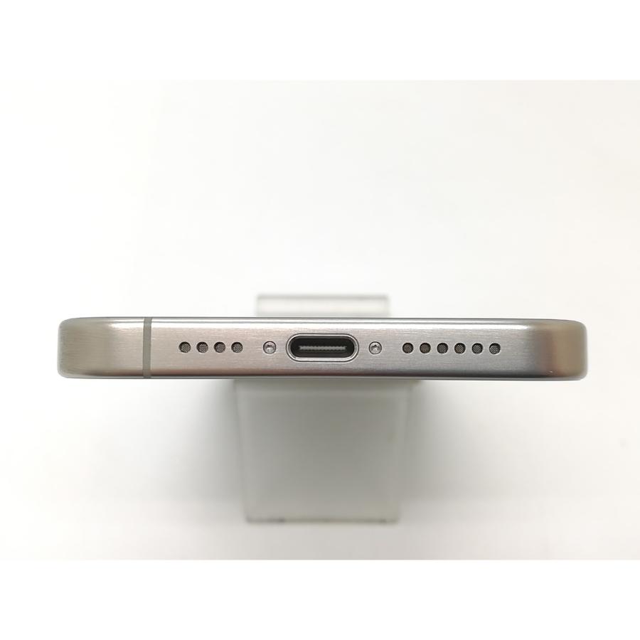 【中古】Apple SoftBank 【SIMフリー】 iPhone 15 Pro Max 256GB ナチュラルチタニウム MU6R3J/A【秋葉4号】保証期間１ヶ月【ランクA】の画像