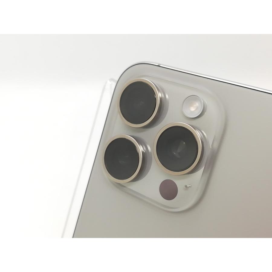 【中古】Apple SoftBank 【SIMフリー】 iPhone 15 Pro Max 256GB ナチュラルチタニウム MU6R3J/A【秋葉4号】保証期間１ヶ月【ランクA】の画像