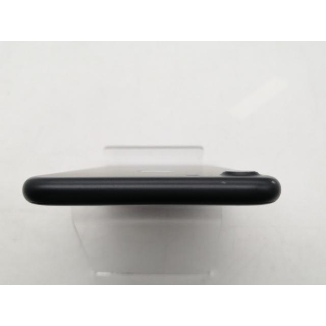 中古】Apple au 【SIMロックあり】 iPhone 7 32GB ブラック MNCE2J/A