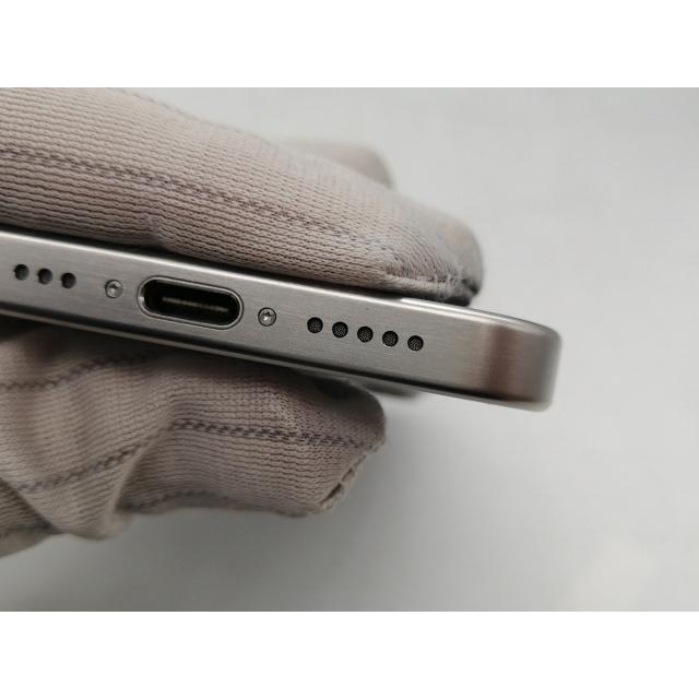 【中古】Apple 国内版 【SIMフリー】 iPhone 15 Pro 128GB ホワイトチタニウム MTU83J/A【町田】保証期間１ヶ月【ランクB】の画像