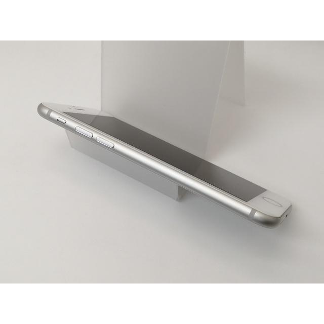 中古】Apple docomo 【SIMロック解除済み】 iPhone 8 256GB シルバー