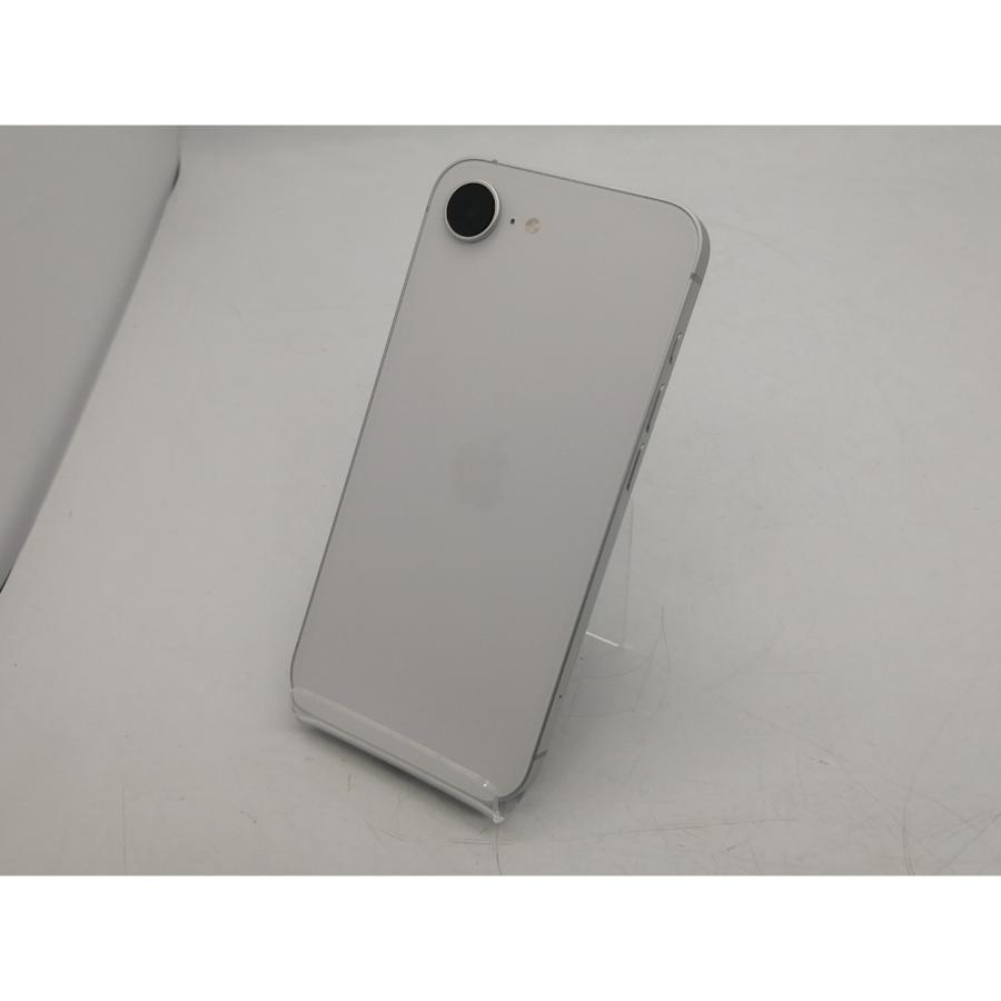 【未使用】SIMフリーiPhone16e 128GB ホワイト MD1R4J/A 中古】Apple au 【SIMフリー】 iPhone 16e 128GB ホワイト MD1R4J/A