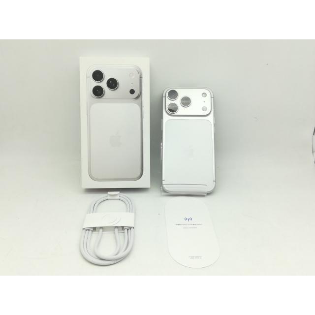 中古】Apple 国内版 【SIMフリー】 iPhone 17 Pro 1TB シルバー MG8D4J