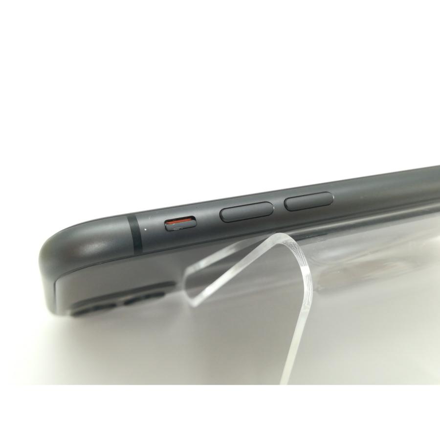中古】Apple docomo 【SIMロック解除済み】 iPhone 11 256GB ブラック