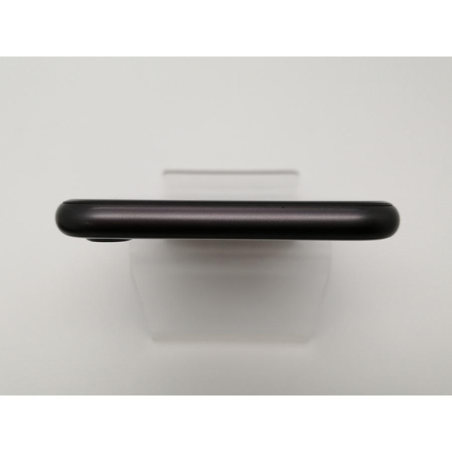 中古】Apple au 【SIMロック解除済み】 iPhone 8 64GB スペース