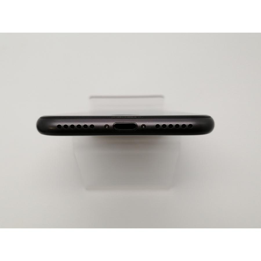 中古】Apple au 【SIMロック解除済み】 iPhone 8 64GB スペース