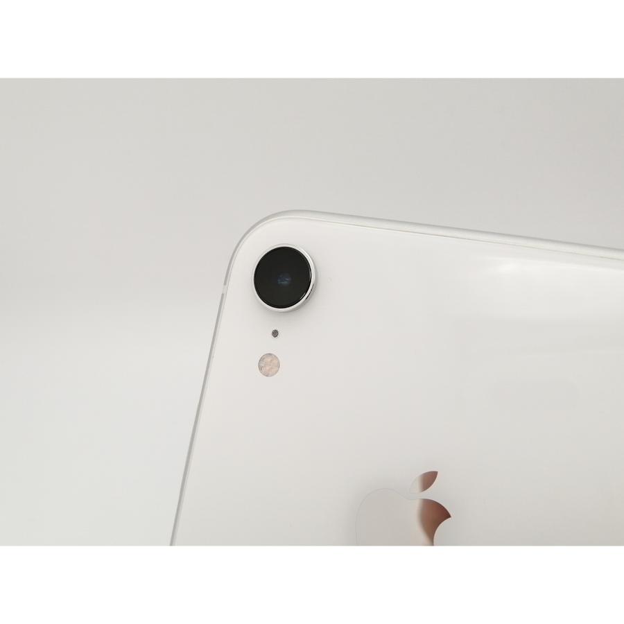 中古】Apple au 【SIMロック解除済み】 iPhone XR 64GB ホワイト