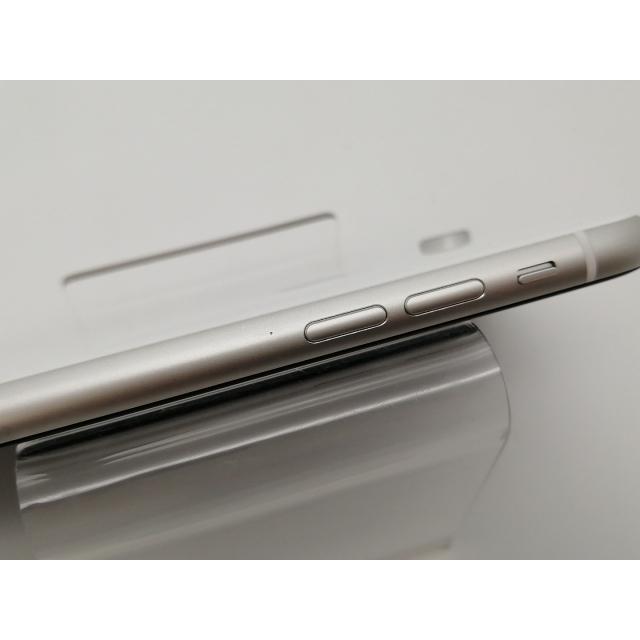 中古】Apple au 【SIMロック解除済み】 iPhone XR 64GB ホワイト