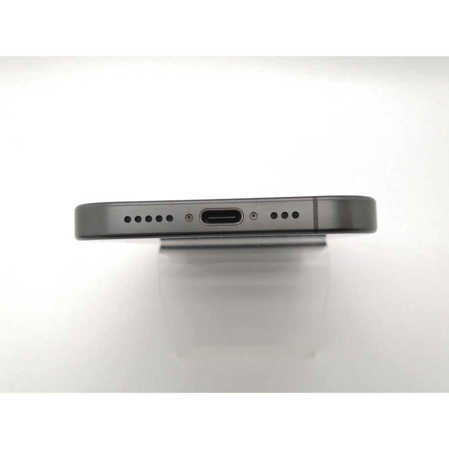 【中古】Apple 国内版 【SIMフリー】 iPhone 15 Pro 256GB ブラックチタニウム MTUC3J/A【小倉駅前】保証期間１ヶ月【ランクB】の画像